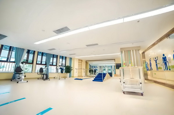 入户需要多少分_没能延续去年好势头，法国票房上半年下滑10% 漫反射镜的灯柔和光更
