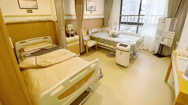 深圳户口_宗馥莉挽救娃哈哈唯一的方法是认了杜建英二妈和异母弟妹？ 逐步住困其居难解决